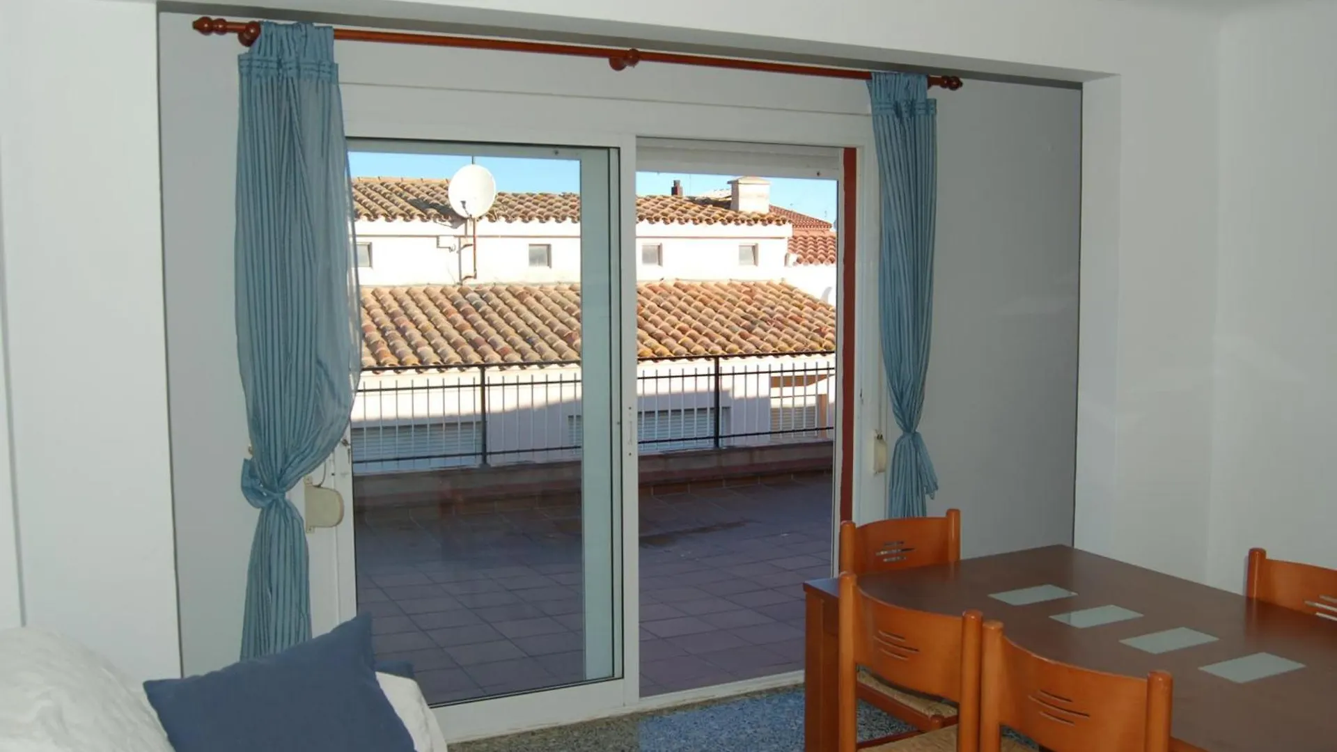 Atico Centrico Renovado Con Gran Terraza A Solo 100M De La Playa Del Puerto - Es-228-34 Lägenhet Llança Spanien