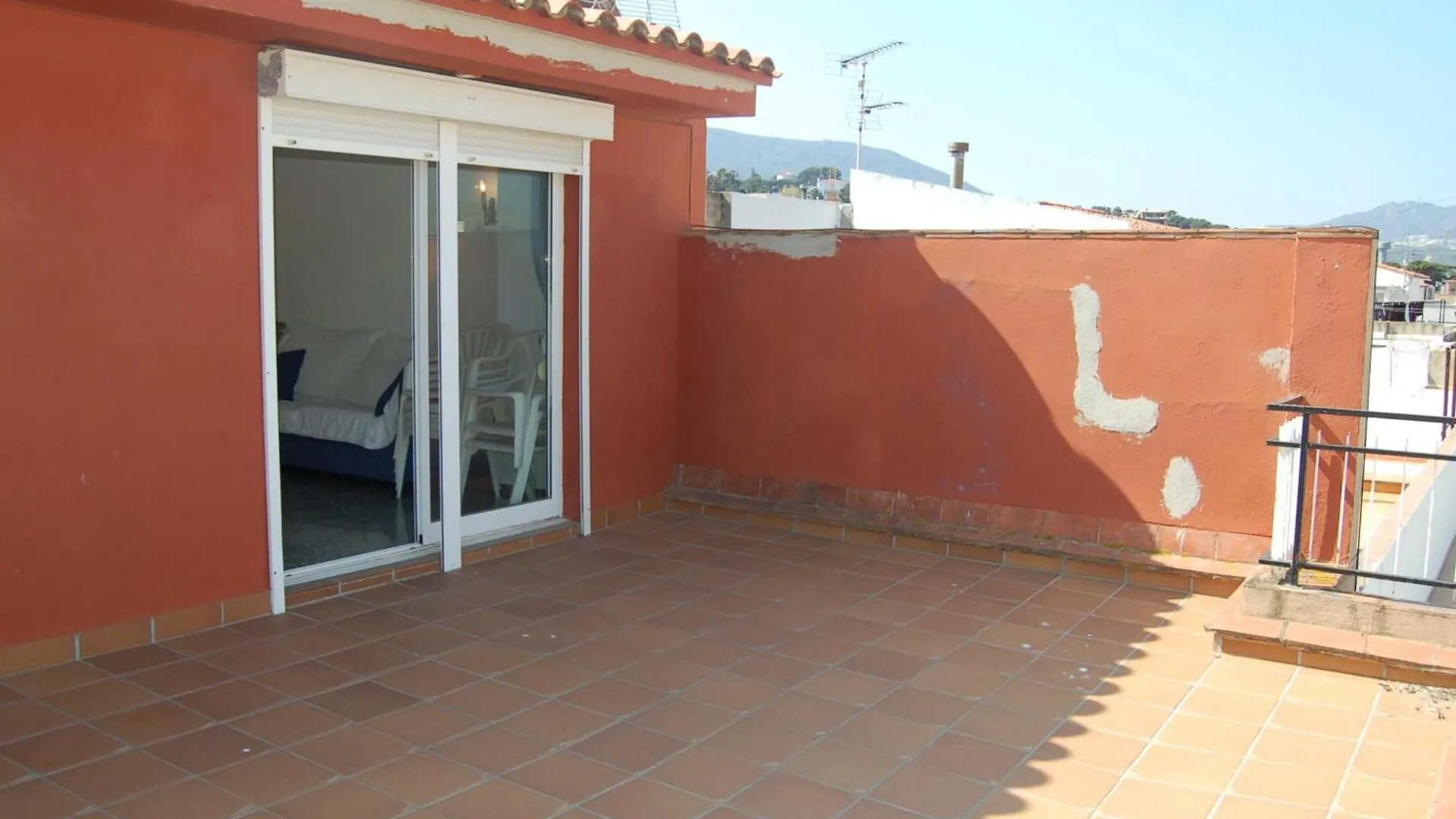 Atico Centrico Renovado Con Gran Terraza A Solo 100M De La Playa Del Puerto - Es-228-34 Lägenhet Llança