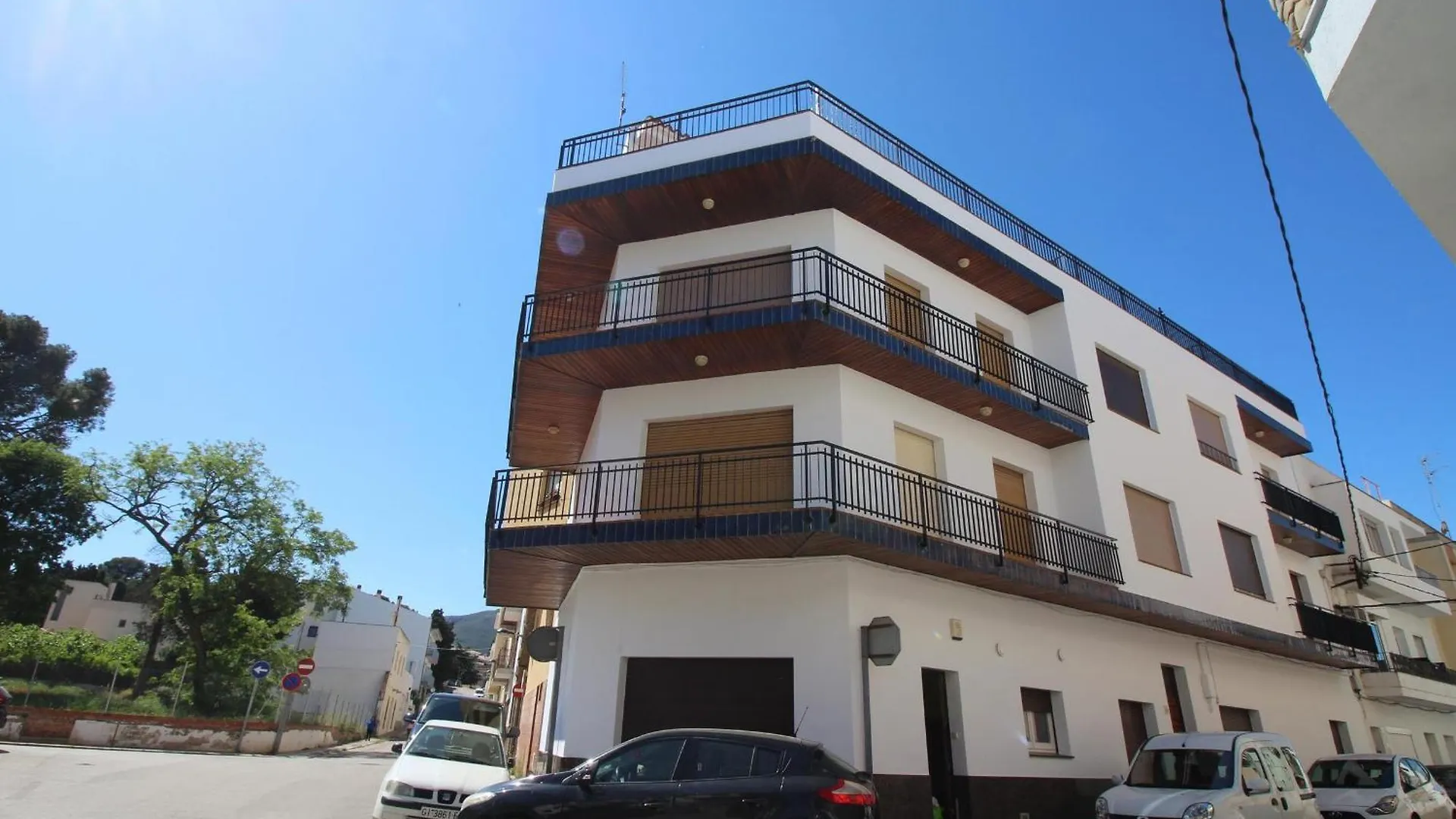 Atico Centrico Renovado Con Gran Terraza A Solo 100M De La Playa Del Puerto - Es-228-34 Lägenhet Llança Spanien